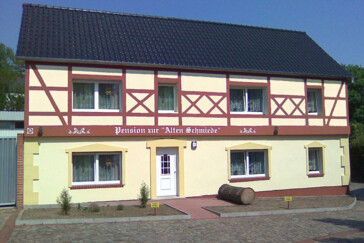 Monteurzimmer in Schönebeck-Plötzky (Elbe) - Pension zur Alten Schmiede