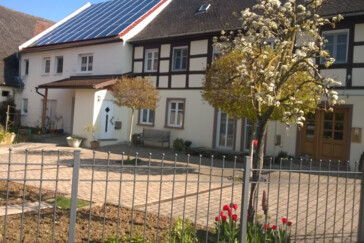 Monteurzimmer in Bad Windsheim-Ickelheim - Privathaus Eßel