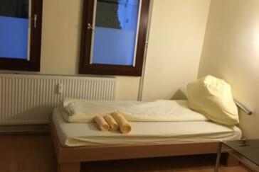 Monteurzimmer in Künzell - Monteurzimmer  Künzell-Bachrain