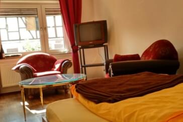 Monteurzimmer in Marburg - Ferienwohnung, auch als einzelne Zimmer buchbar.Zentrumsnah