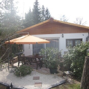 eigene Terrasse mit Grill und 