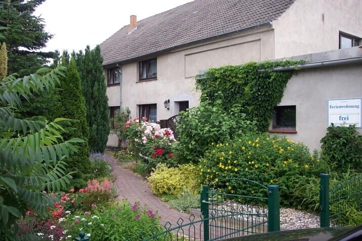 Monteurzimmer Ferienhaus Mona in 18107 Elmenhorst/Lichtenhagen