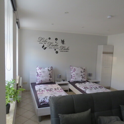 EG - Wohn-/Schlafraum