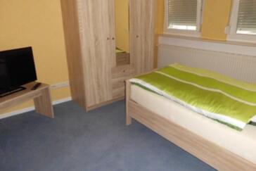 Monteurzimmer in Lehre - Monteur-Zimmer in Lehre / KIein Brunsrode (zw. BS + WOB)